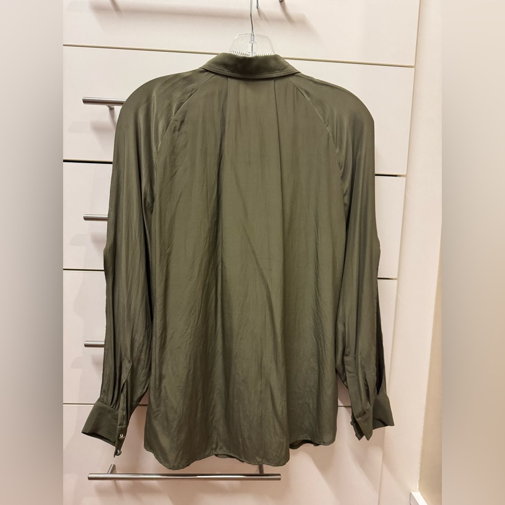 FRAME 100% silk blouse with bell sleeves with a slit, olive, size XS - Picture 17 of 17